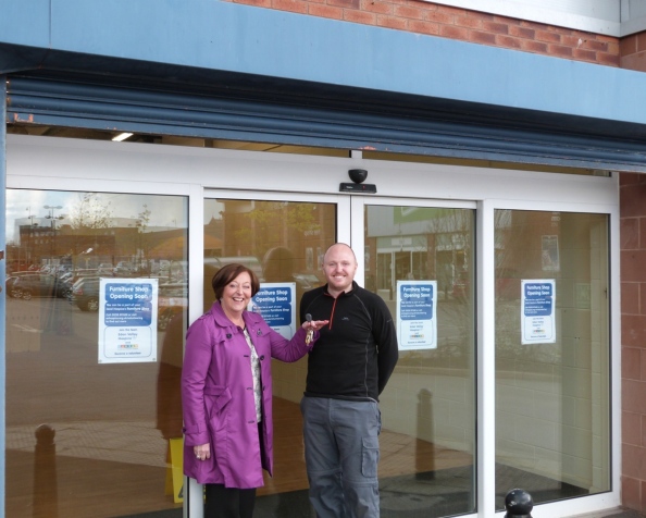 Local hospice to open first furniture shop